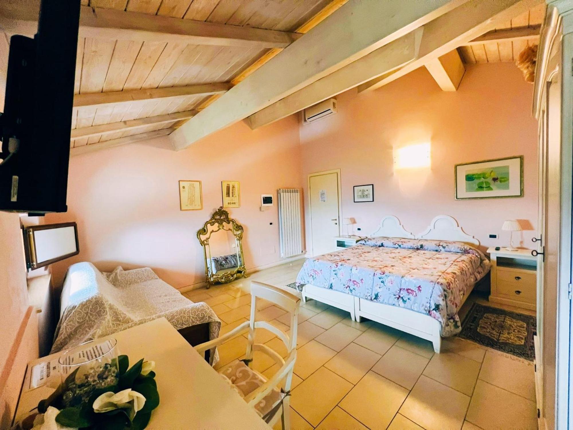 Borgo Degli Aranci Aparthotel San Giuliano Terme Ngoại thất bức ảnh